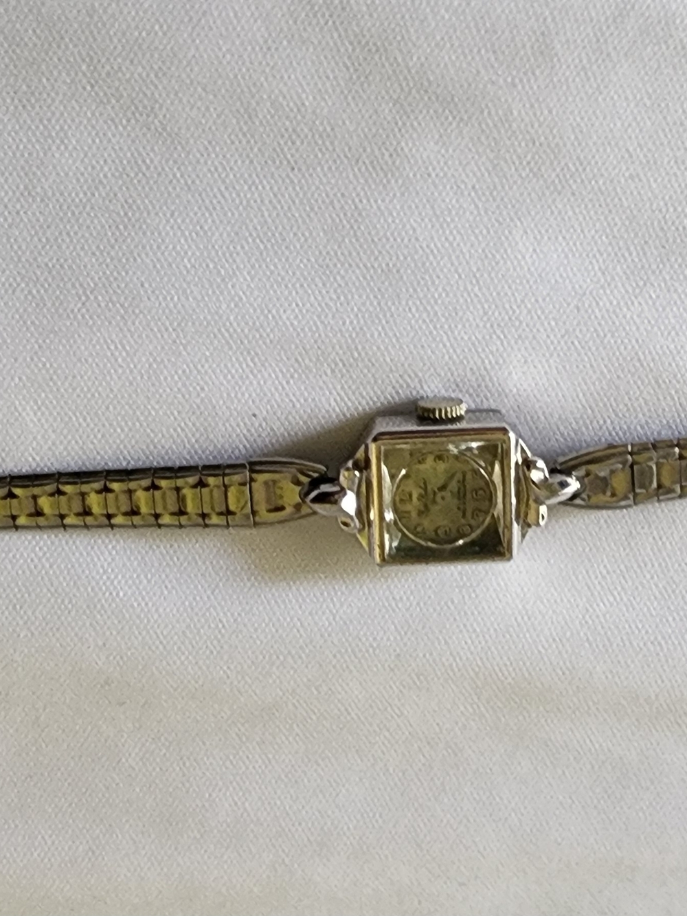 Vintage Women's Gold-Tone Bracelet Watch